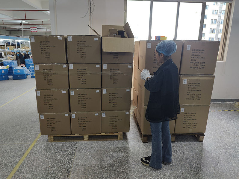 Hangzhou Jianjia Household Supplies Co.,Ltd. línea de producción del fabricante